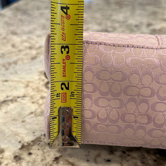 Vintage Never Used Coach Lavender Small Signature C Jacquard Satchel From 2000s - Picture 13 of 14
